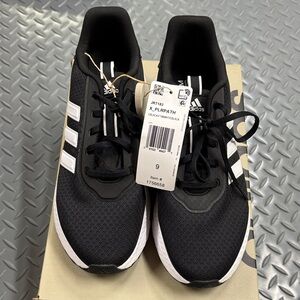 Adidas Men's Black and White Sneakers